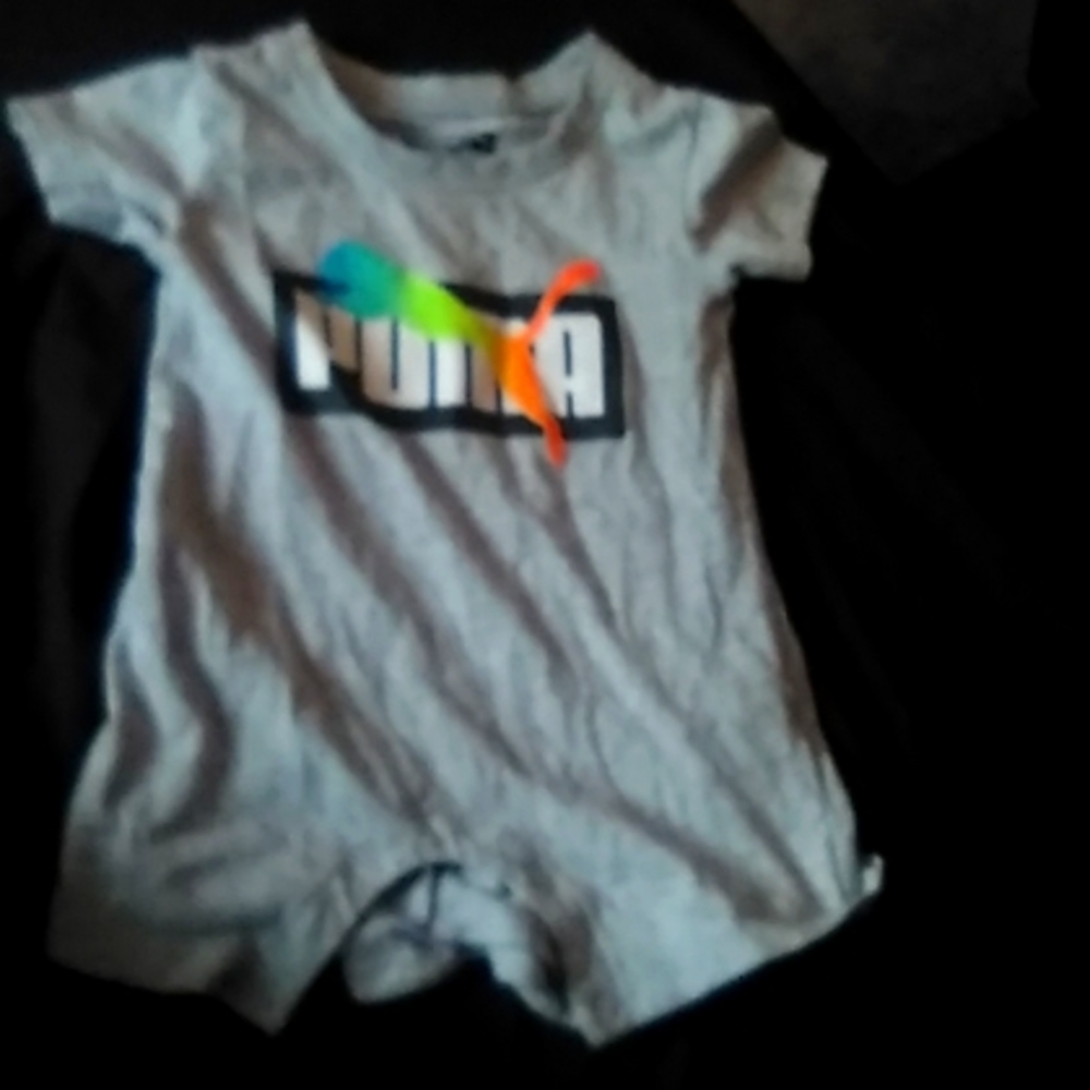 Baby bodysuit for boys